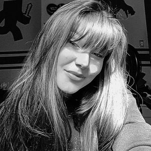 Meet your Posher, Izzy